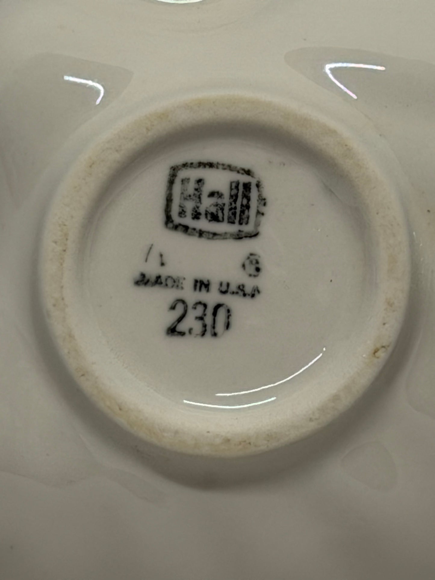 Hall China Company Clam Shell Dishes Made in USA #230