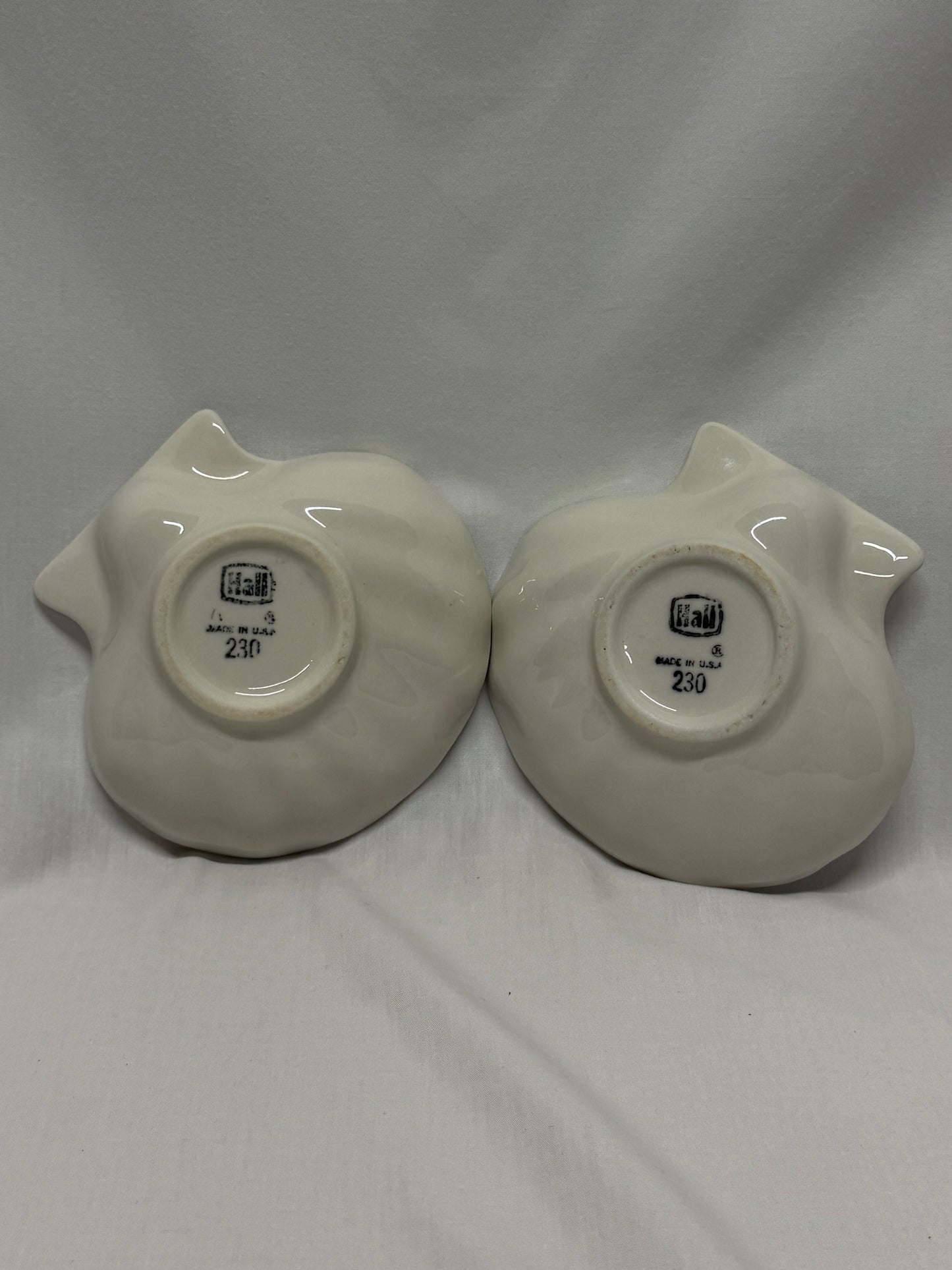 Hall China Company Clam Shell Dishes Made in USA #230