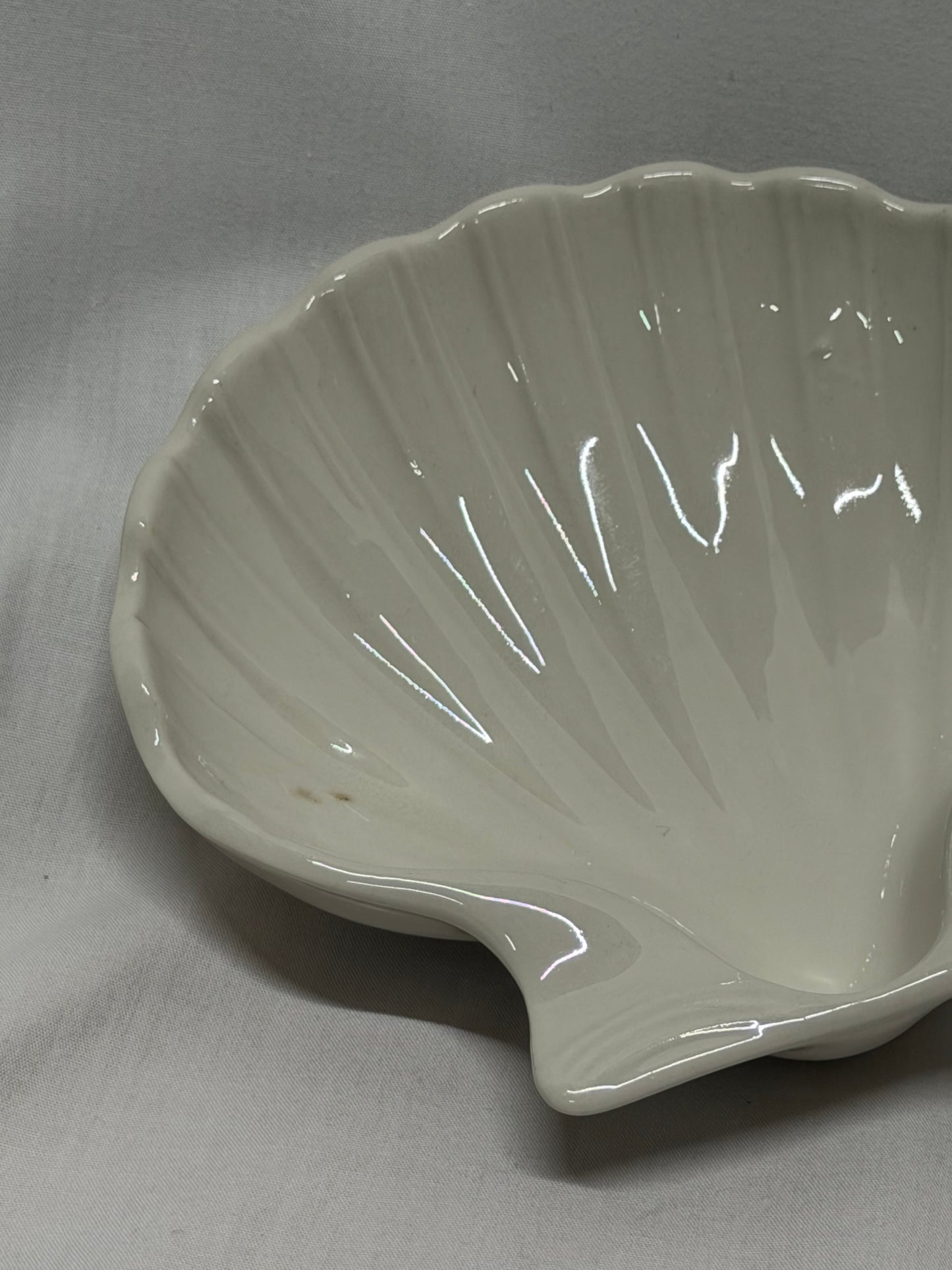 Hall China Company Clam Shell Dishes Made in USA #230