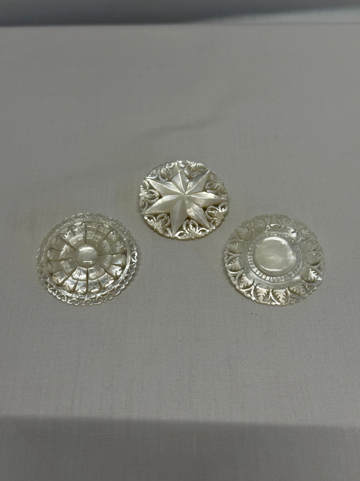 Vtg 1950s Carved Mother of Pearl Bethlehem Brooch Lot 3 pc 1-5/8" Star Shell Pin