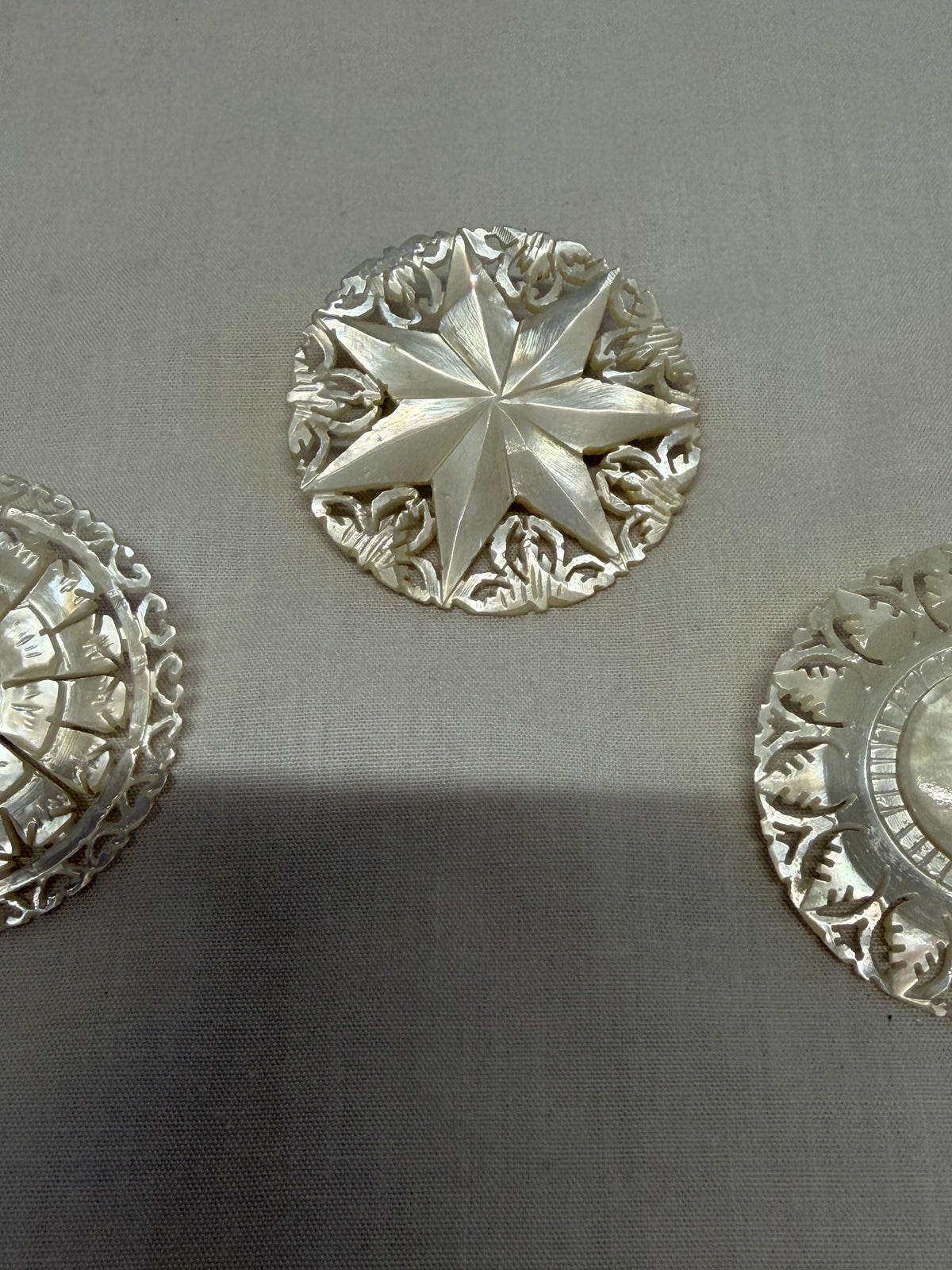 Vtg 1950s Carved Mother of Pearl Bethlehem Brooch Lot 3 pc 1-5/8" Star Shell Pin