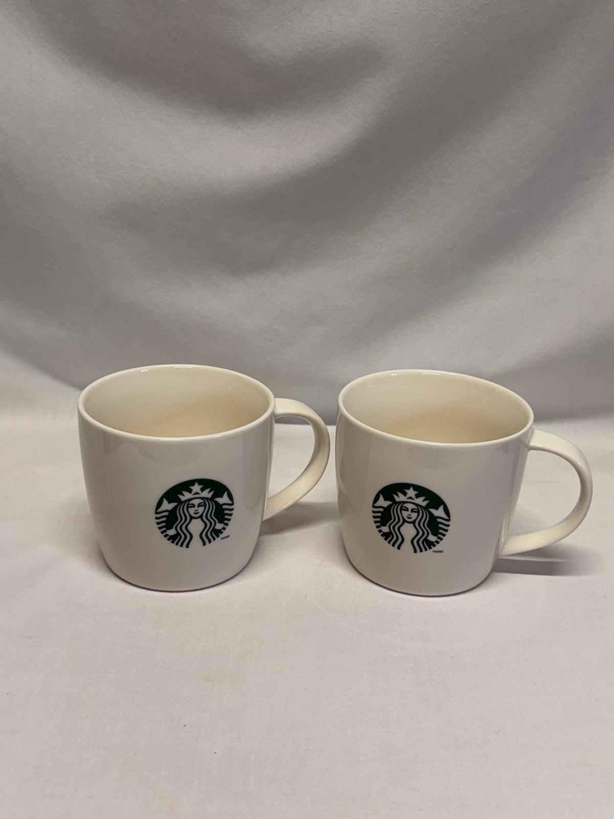 Set of 2 2013 Starbucks 12 oz White Mugs Green & White Siren Logo