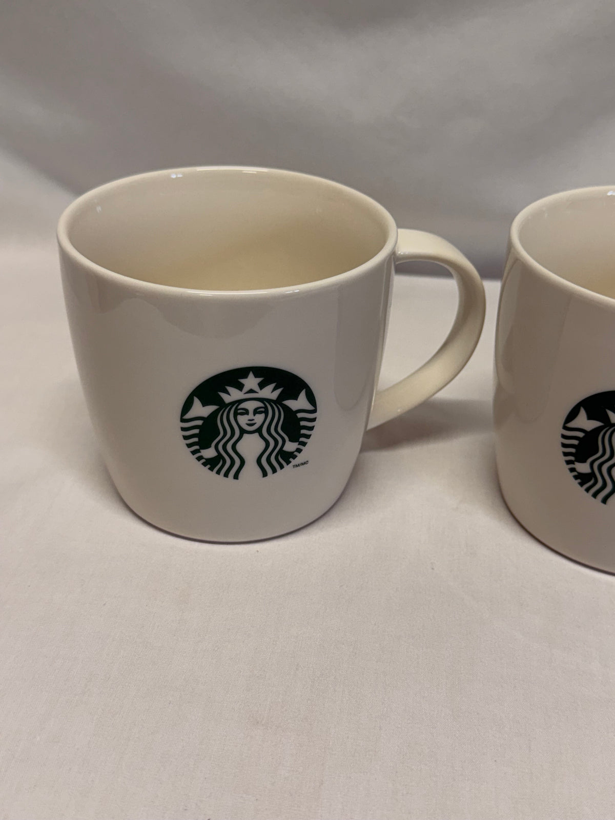 Set of 2 2013 Starbucks 12 oz White Mugs Green & White Siren Logo