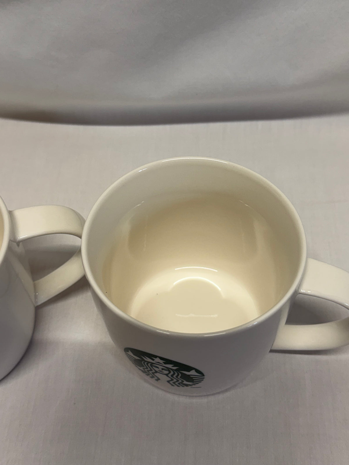 Set of 2 2013 Starbucks 12 oz White Mugs Green & White Siren Logo
