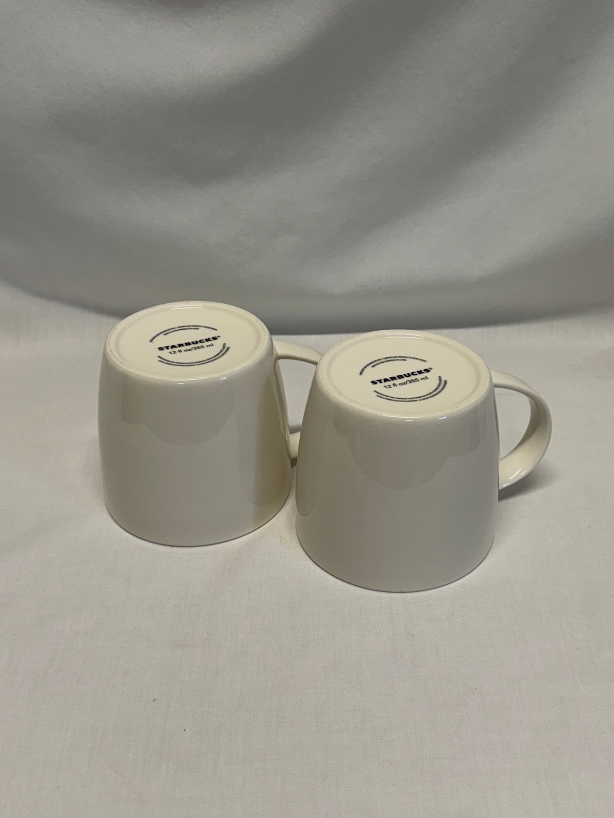 Set of 2 2013 Starbucks 12 oz White Mugs Green & White Siren Logo