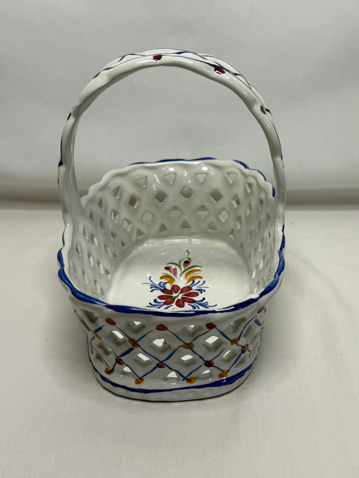 Vtg Hand Painted Portugal RcL Ceramic Lattice Basket Pierced Reticulated 7.5"