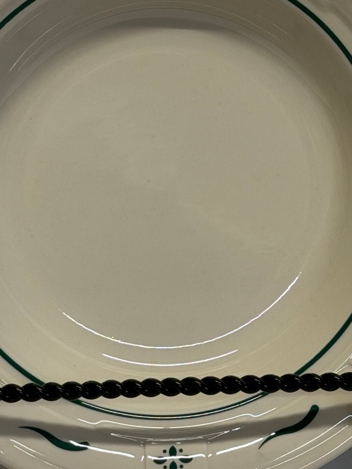 Longaberger Woven Traditions Heritage Green Rim Soup Bowl USA 8 1/8"