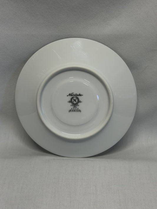 Noritake Ranier (6909) Saucer/Plate Japan White Floral Platinum Trim